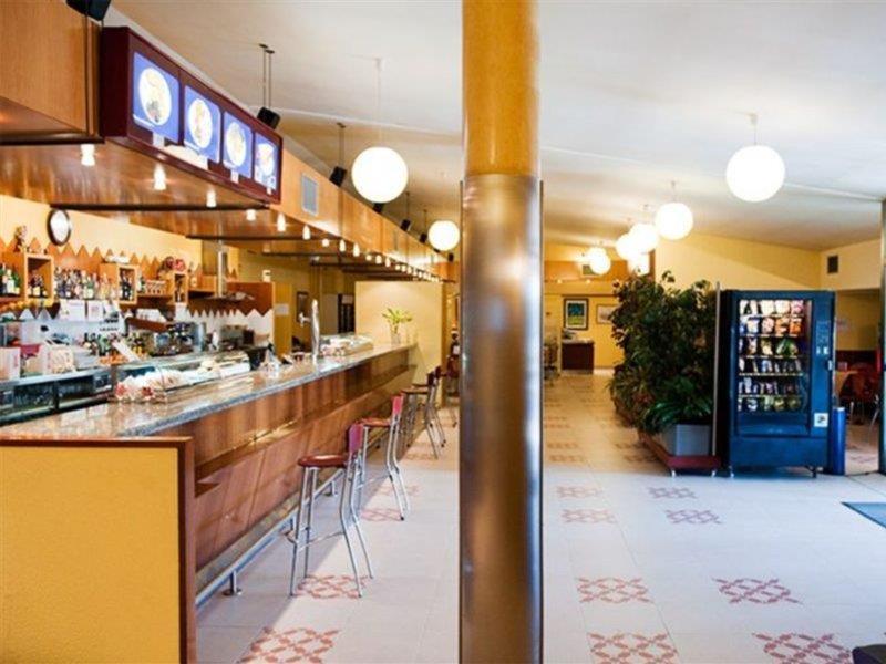 Hotel Rey Arturo Burgos Villagonzalo Pedernales Esterno foto