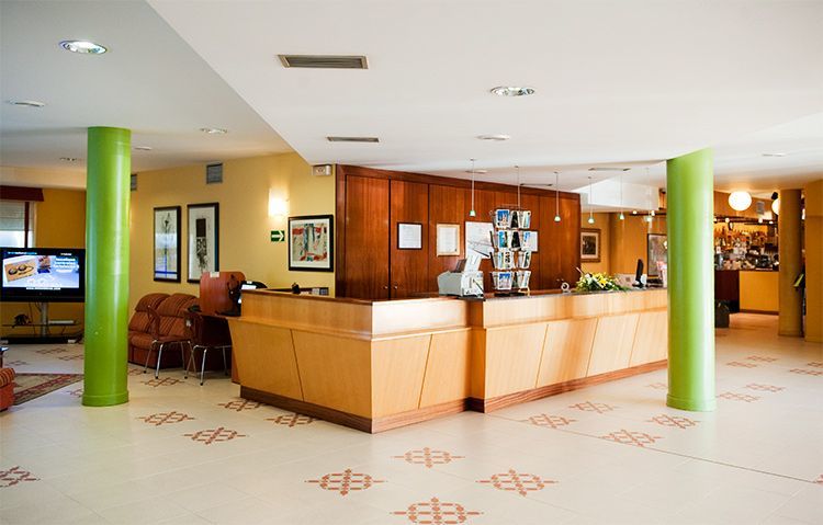Hotel Rey Arturo Burgos Villagonzalo Pedernales Interno foto