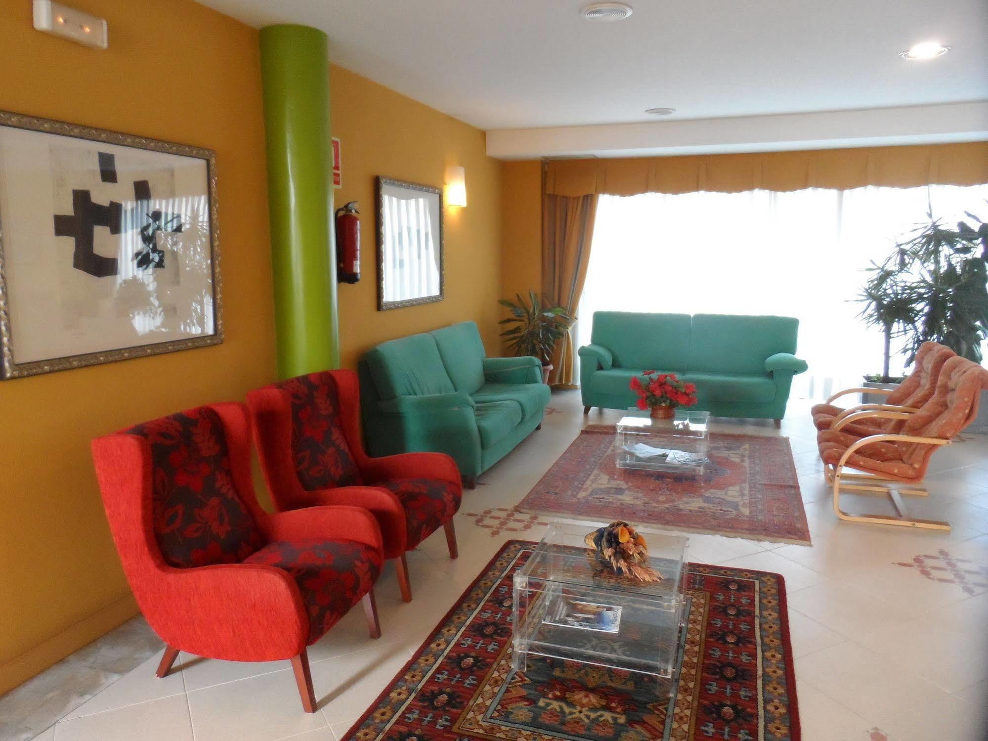 Hotel Rey Arturo Burgos Villagonzalo Pedernales Esterno foto